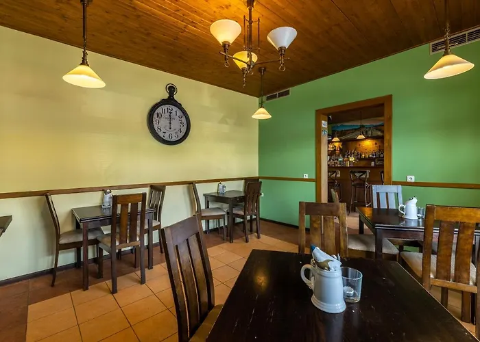 Rodos - Cafe בית הארחה 3*